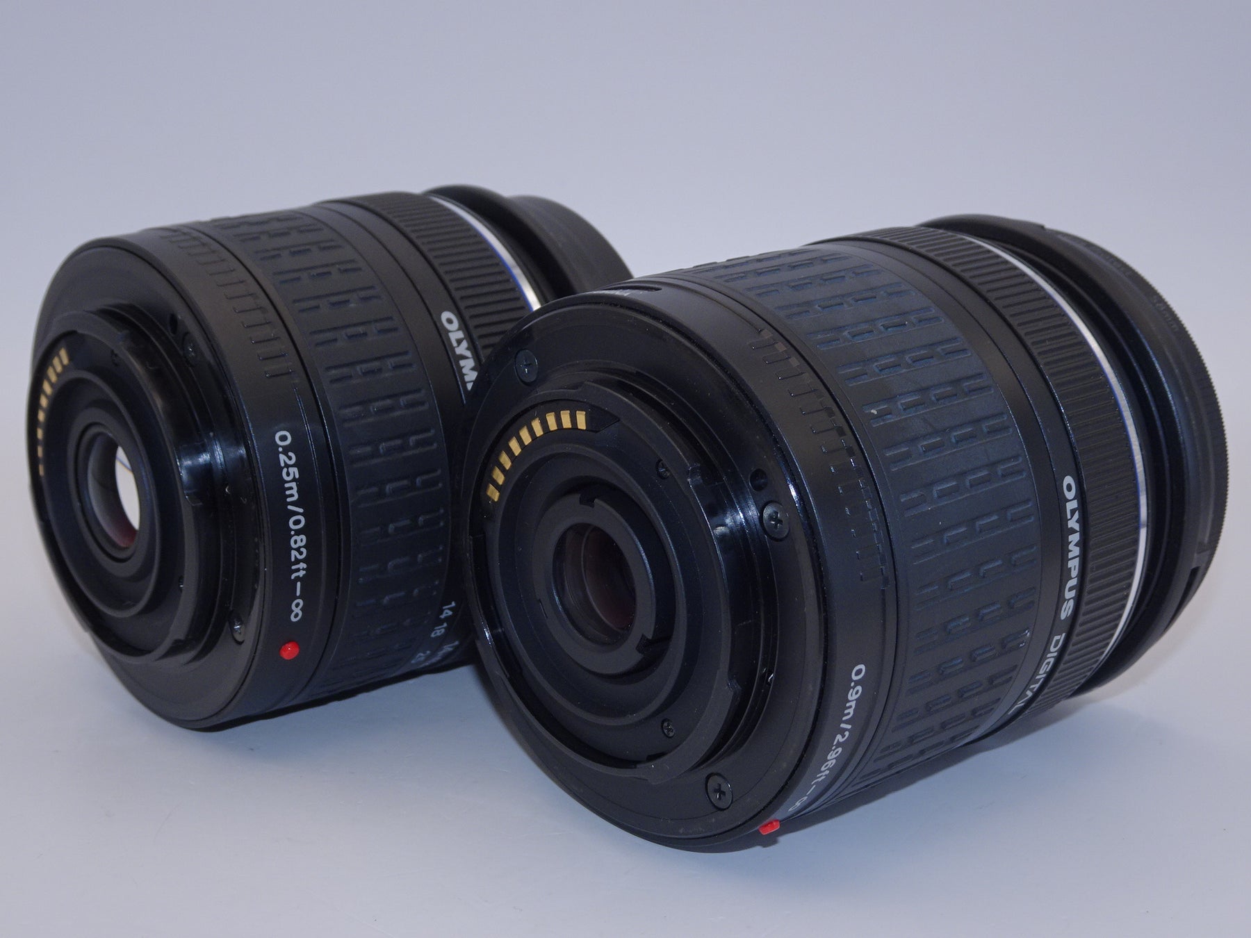 カメラ【緊急値下げ】OLYMPUSデジタル一眼レフカメラE-420トリプルレンズセット