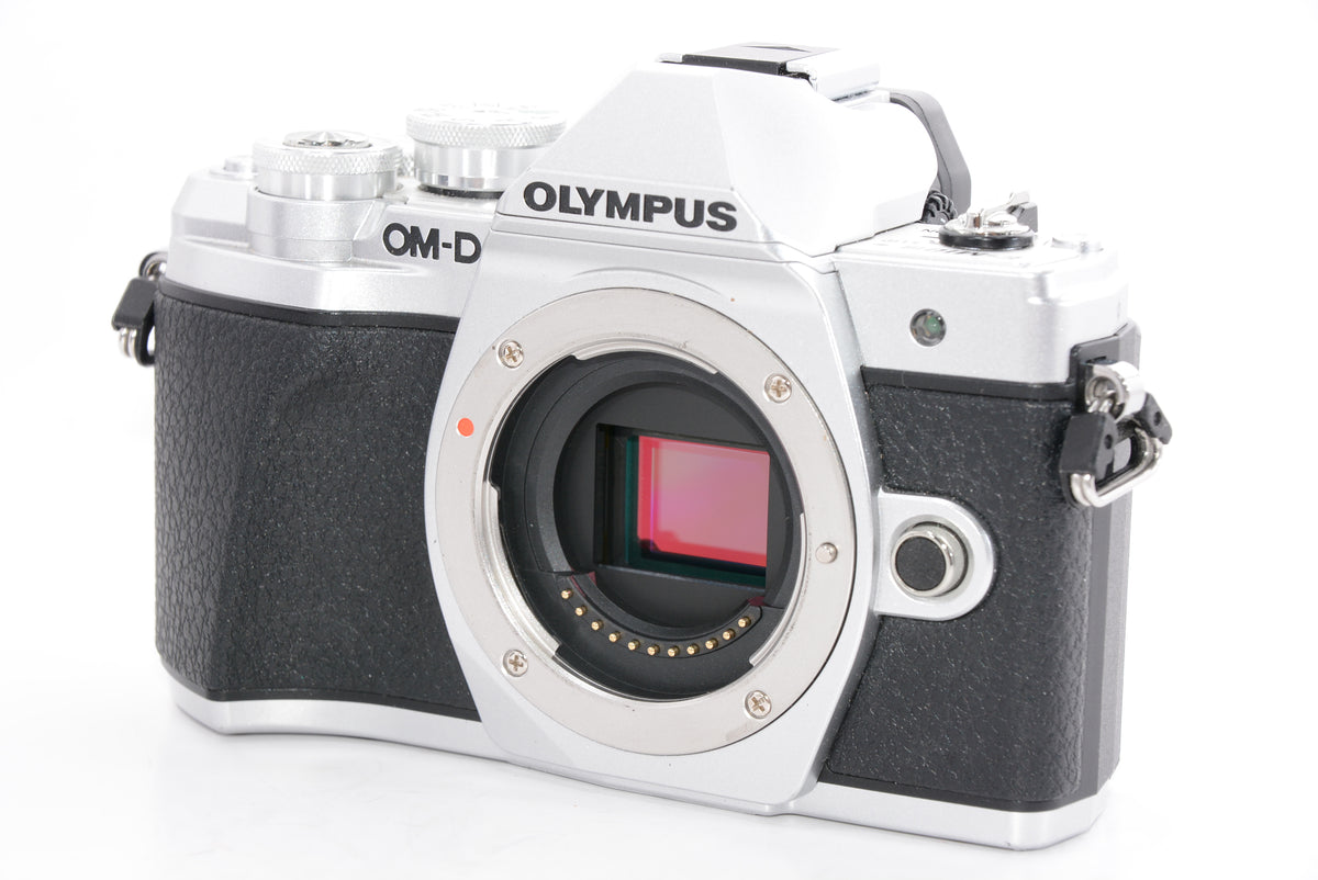 【オススメ】OLYMPUS ミラーレス一眼カメラ OM-D E-M10 MarkIII EZダブルズームキット ブラック