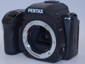 【外観特上級】PENTAX デジタル一眼レフ PENTAX K-S2 DA18-135mmWRレンズキット (ブラック) PENTAX K-S2 DA18-135mmWRKIT (BLACK) 11590